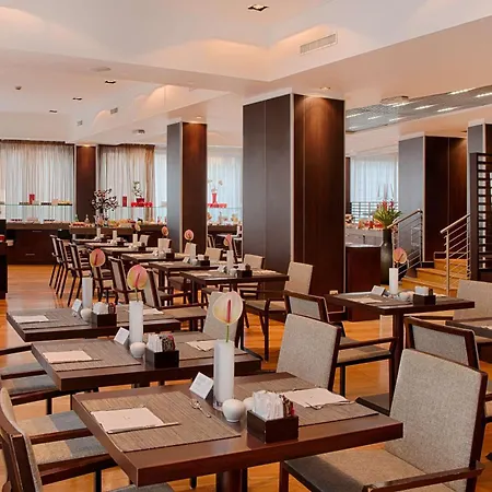 Nh Collection Giustiniano Hotel