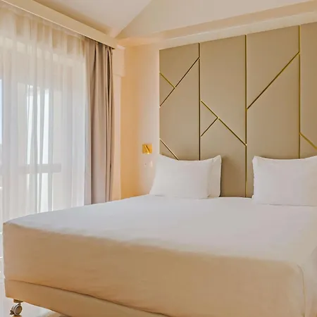 Nh Collection Giustiniano Hotell 4*