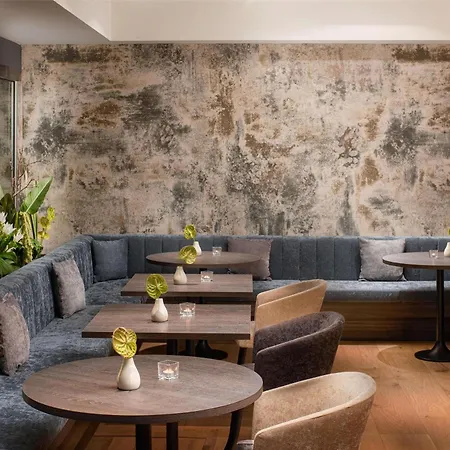 Nh Collection Giustiniano Otel 4*
